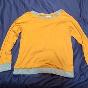 Maurices Size S Long Sleeve Sweater